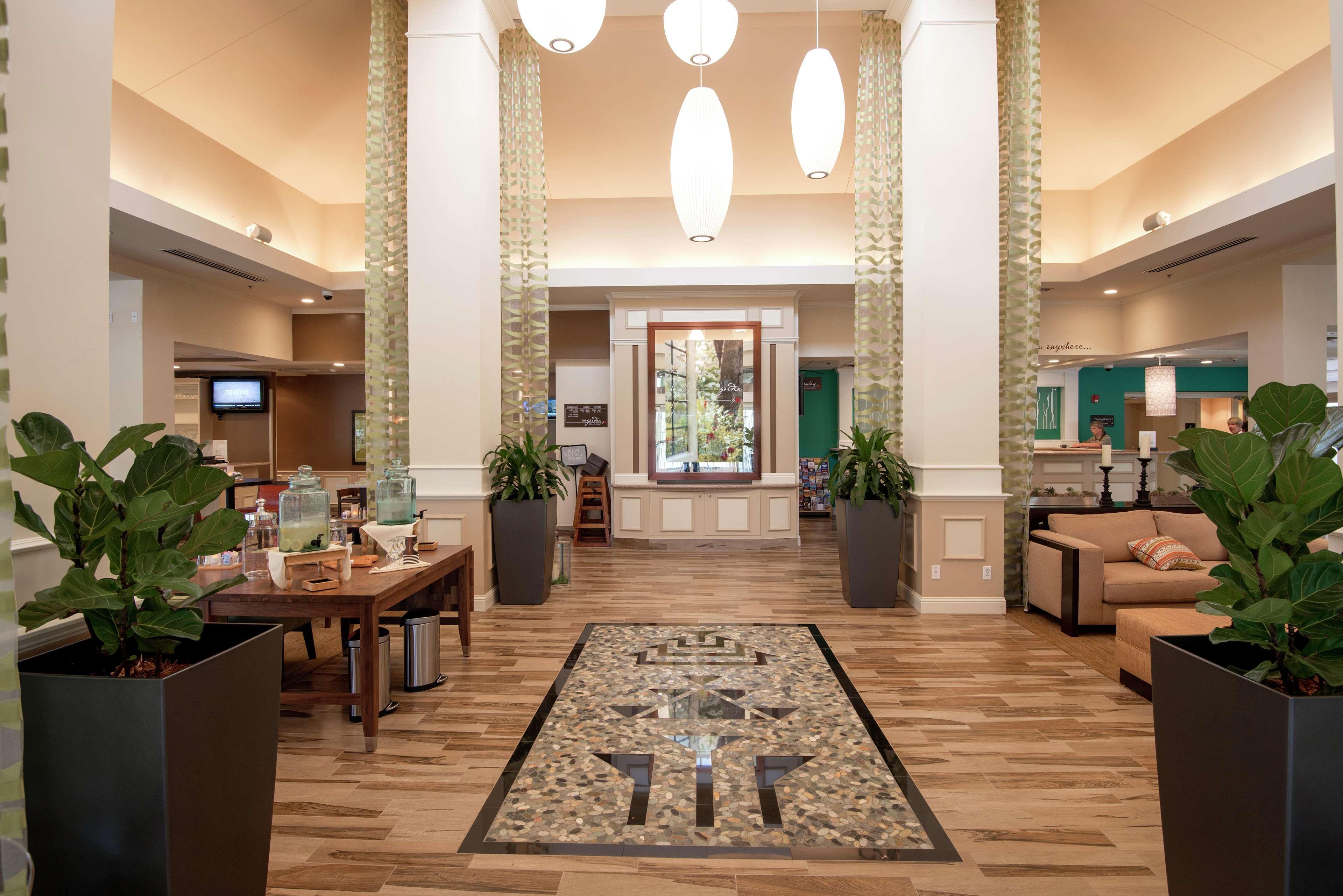 Hilton Garden Inn Реддінг Екстер'єр фото